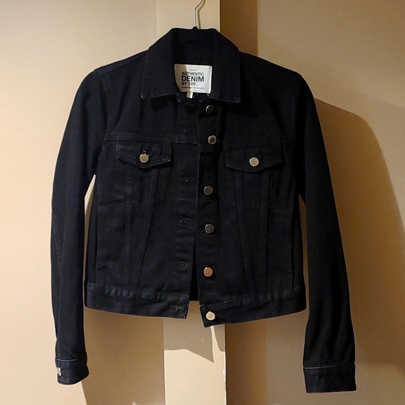 ZARA TRF Authentic Denim Black Cropped Jean Jacket - Picture 1 of 4